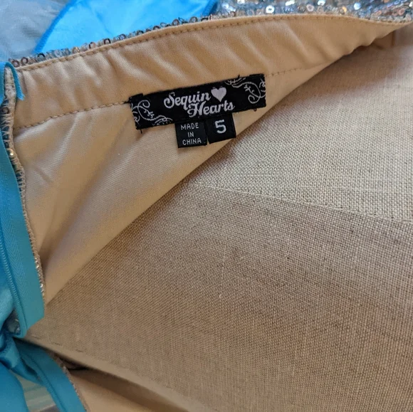 Blue Heart 🩵 💙 Sequin strapless dress super princess vibes whimsical fairy 🧚 - Picture 7 of 11